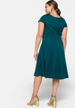 Sheego Vestido De Cóctel - Tiefgrün -Sheego Ventas 0742724cdc994404b4dcd52249fff4c5