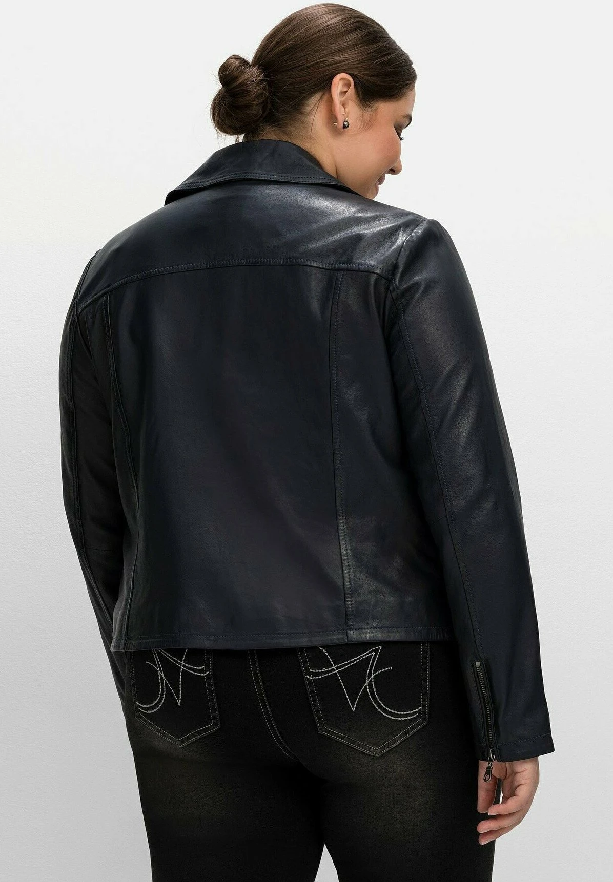 Sheego Chaqueta De Cuero - Nachtblau 2 Sheego Chaqueta De Cuero - Nachtblau - Imagen 2