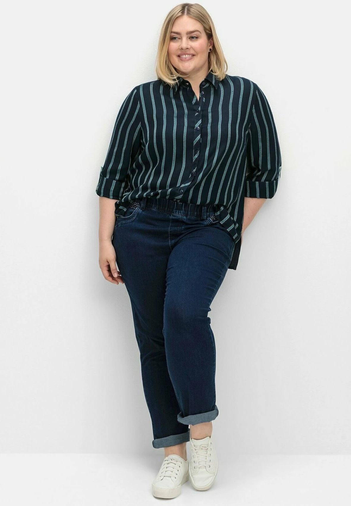 Sheego Camisa - Nachtblau Gestreift 2 Sheego Camisa - Nachtblau Gestreift - Imagen 2