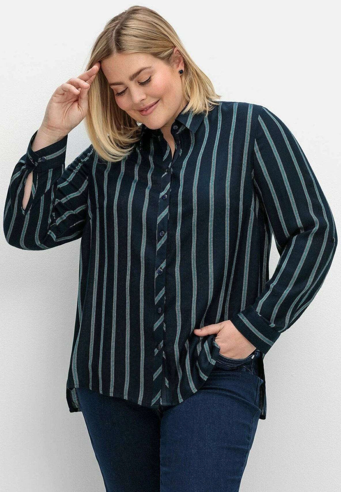 Sheego Camisa - Nachtblau Gestreift 1 Sheego Camisa - Nachtblau Gestreift