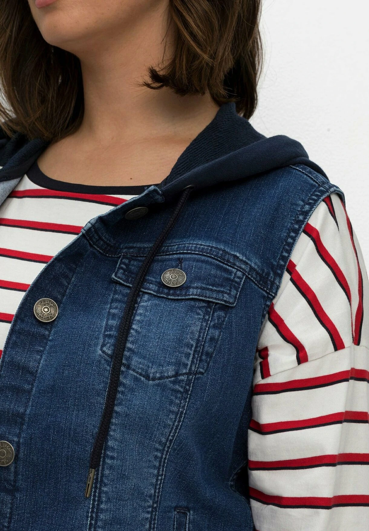 Sheego Chaleco - Blue Denim 4 Sheego Chaleco - Blue Denim - Imagen 4