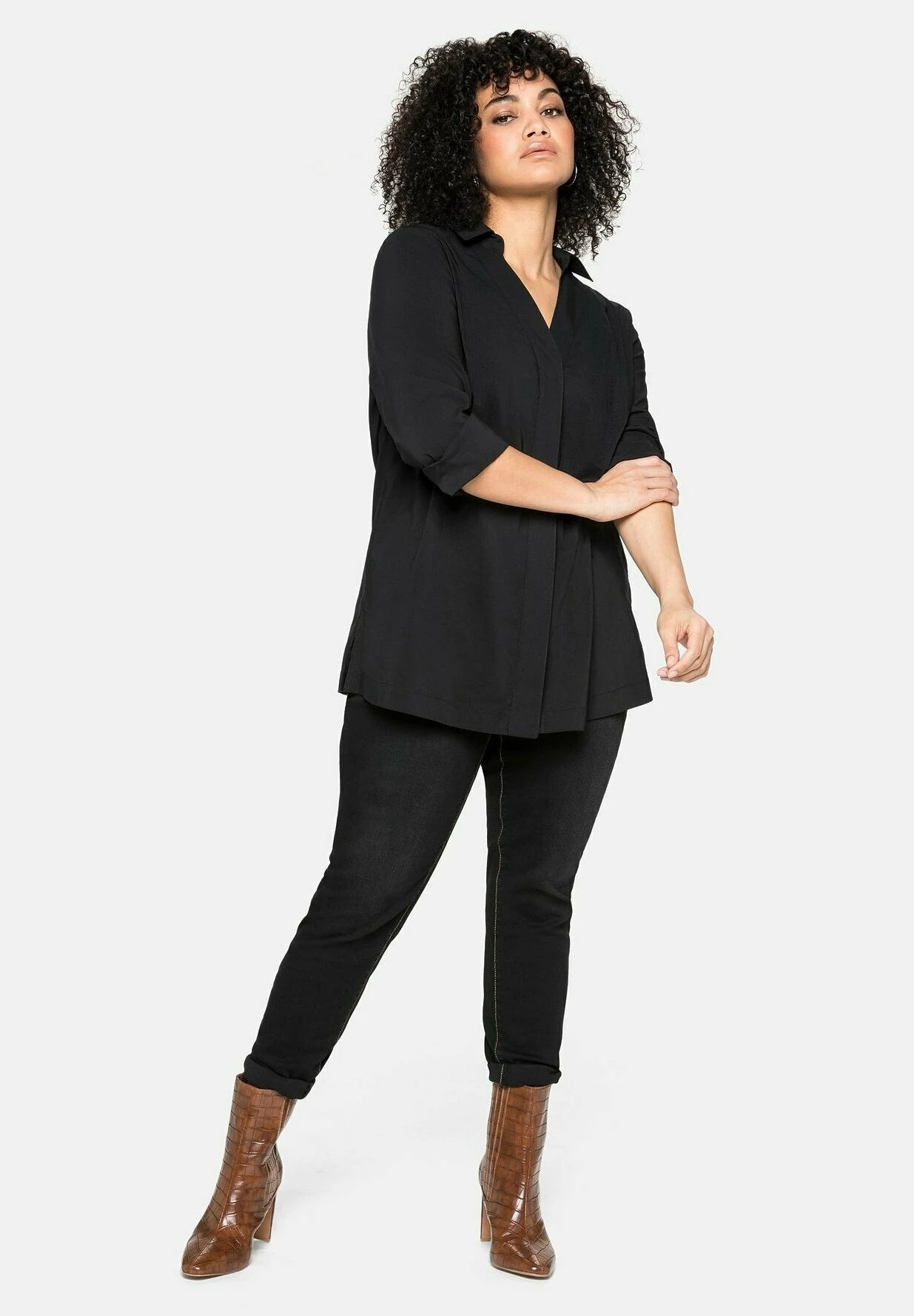 Sheego Camisa - Schwarz 2 Sheego Camisa - Schwarz - Imagen 2
