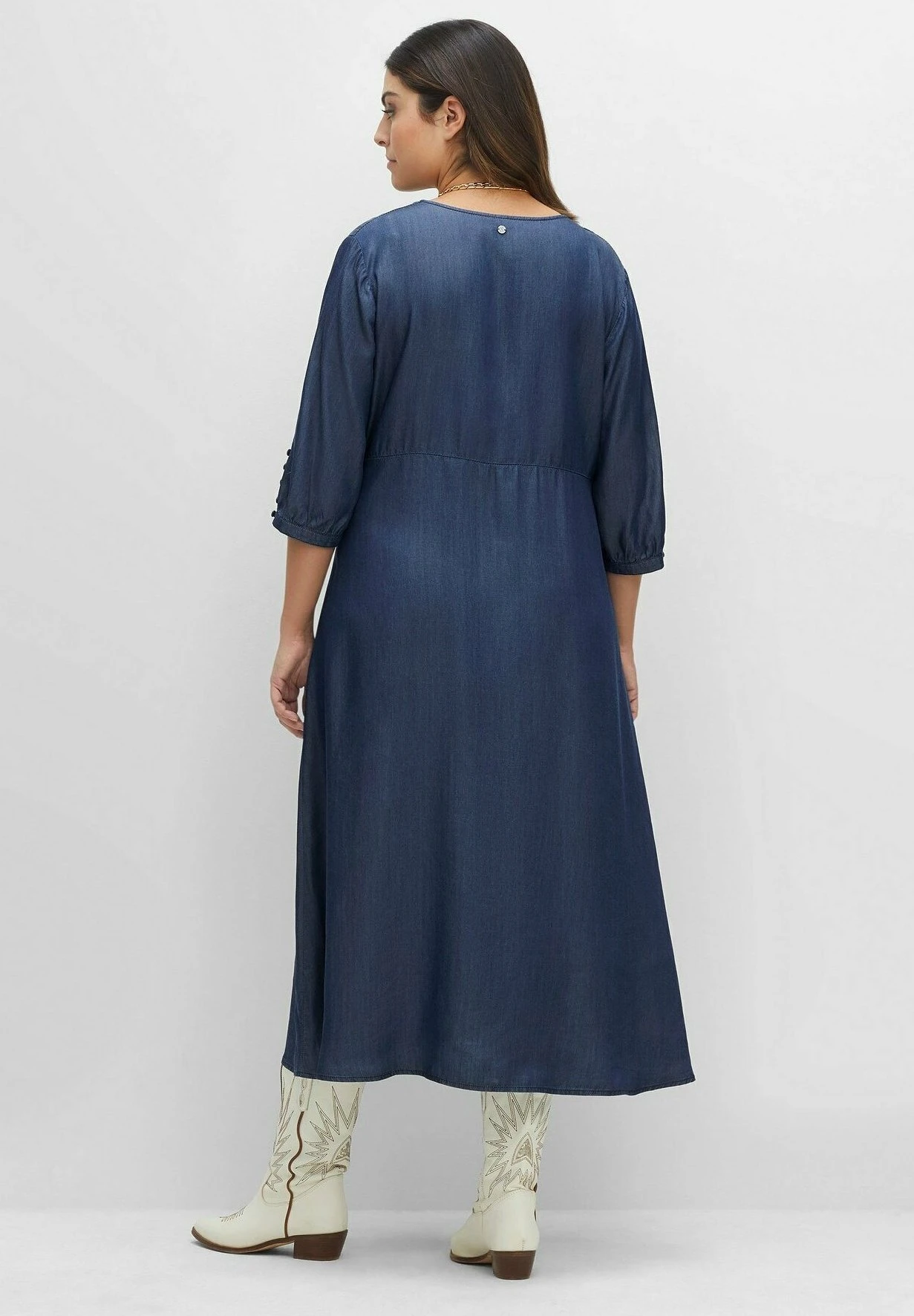 Sheego Vestido Camisero - Dark Blue Denim 2 Sheego Vestido Camisero - Dark Blue Denim - Imagen 2