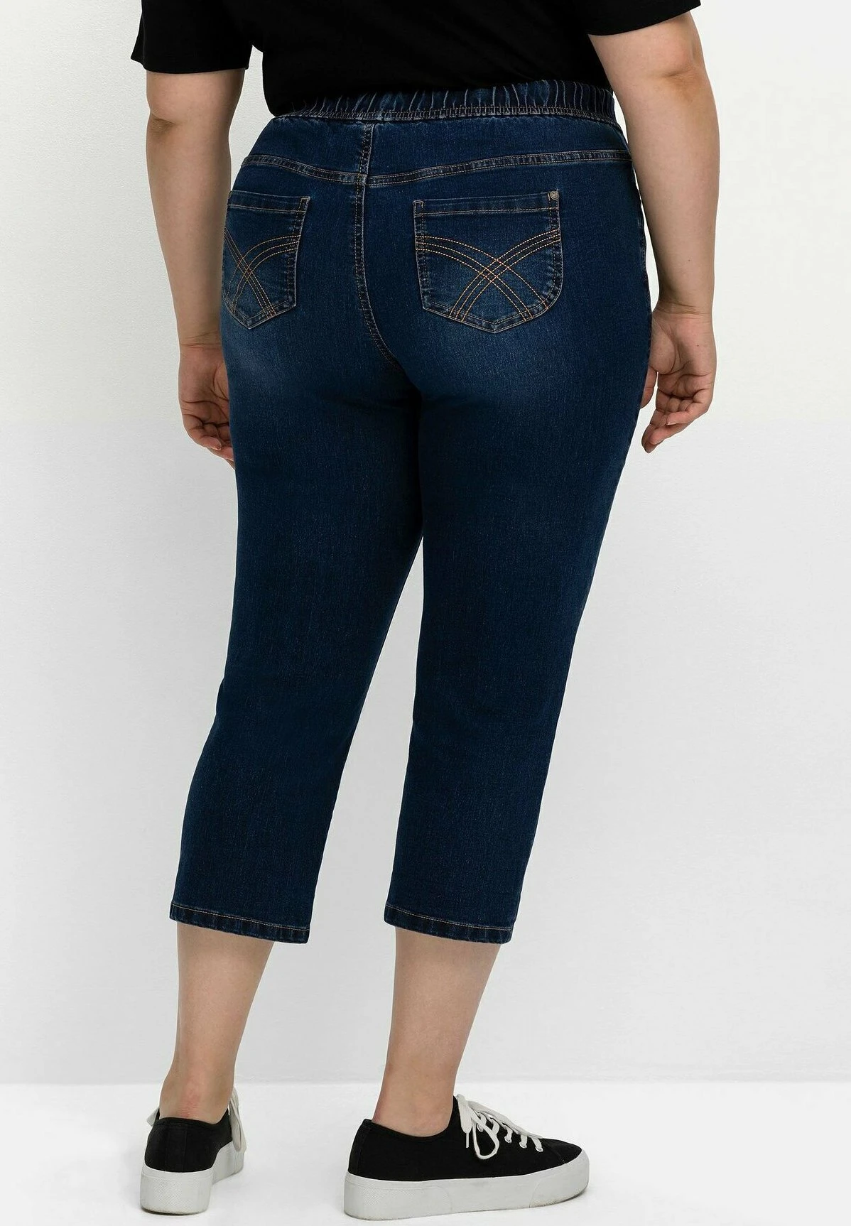 Sheego 7/8 - Vaqueros Pitillo - Dark Blue Denim 3 Sheego 7/8 - Vaqueros Pitillo - Dark Blue Denim - Imagen 3