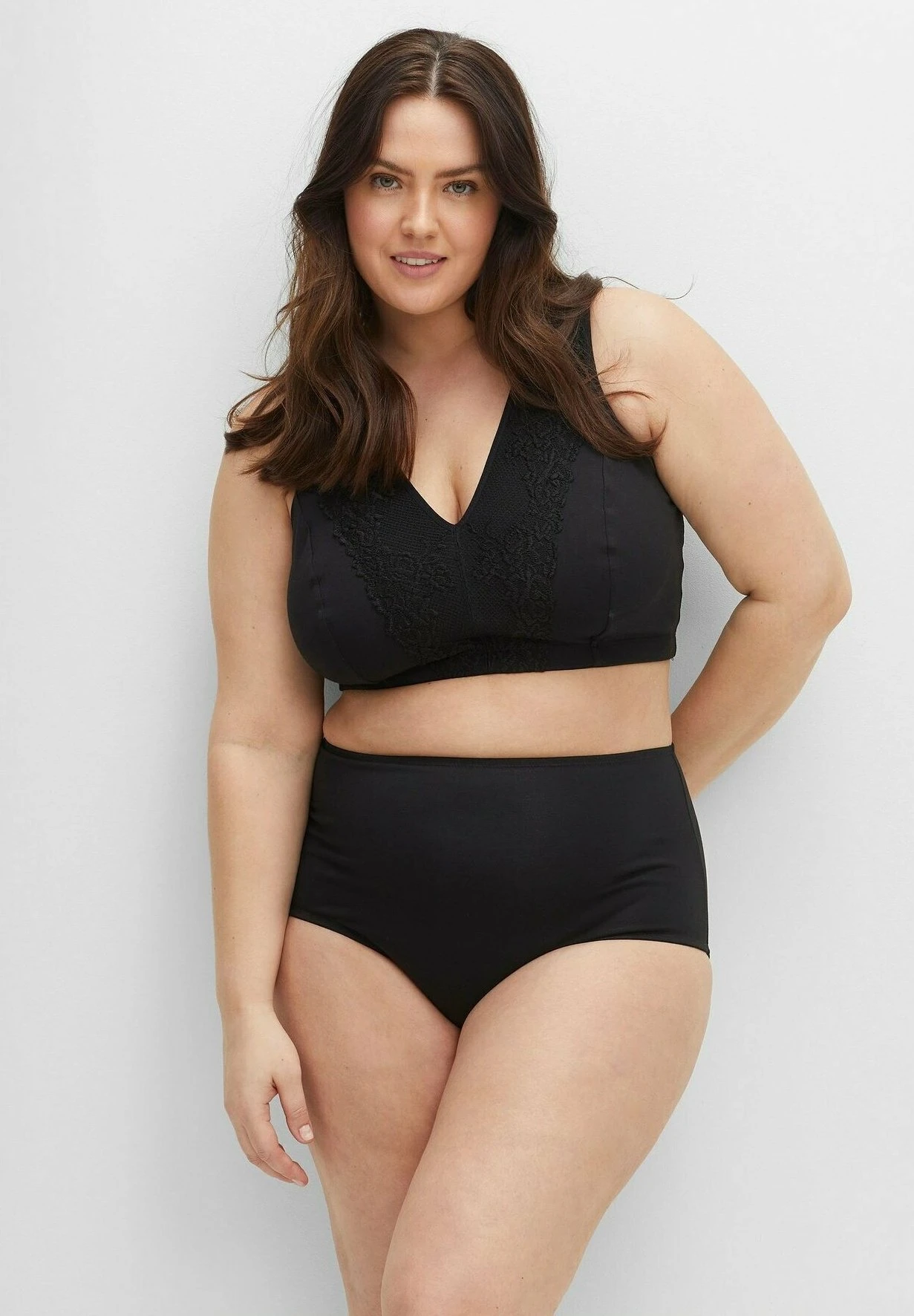 Sheego Bh - Top - Schwarz 2 Sheego Bh - Top - Schwarz - Imagen 2