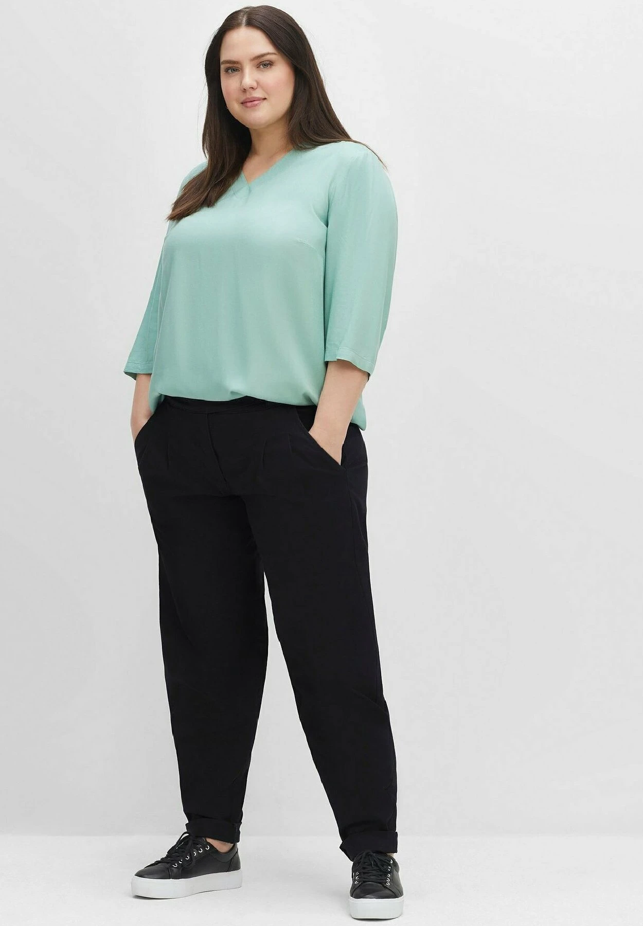 Sheego Pantalones - Schwarz 2 Sheego Pantalones - Schwarz - Imagen 2