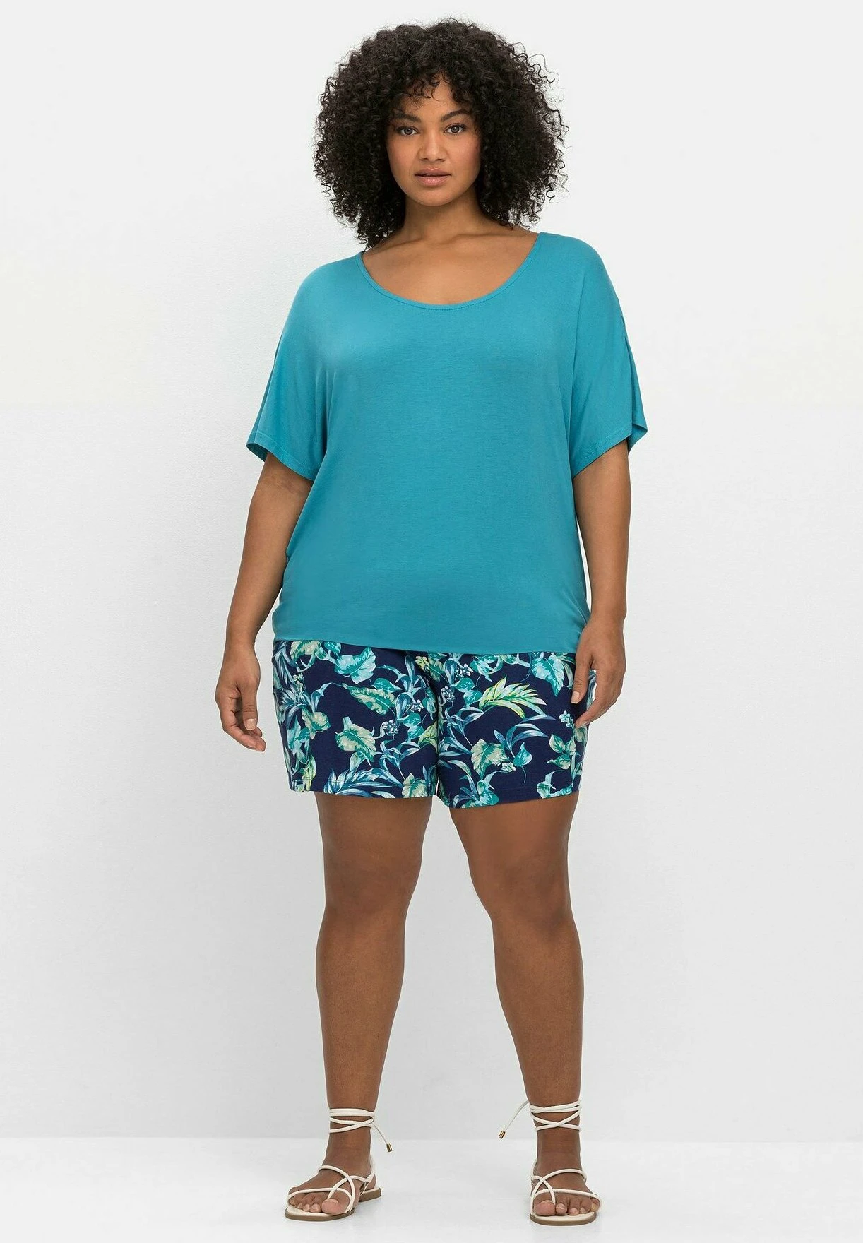 Sheego Strandshorts - Shorts - Marine Bedruckt 2 Sheego Strandshorts - Shorts - Marine Bedruckt - Imagen 2