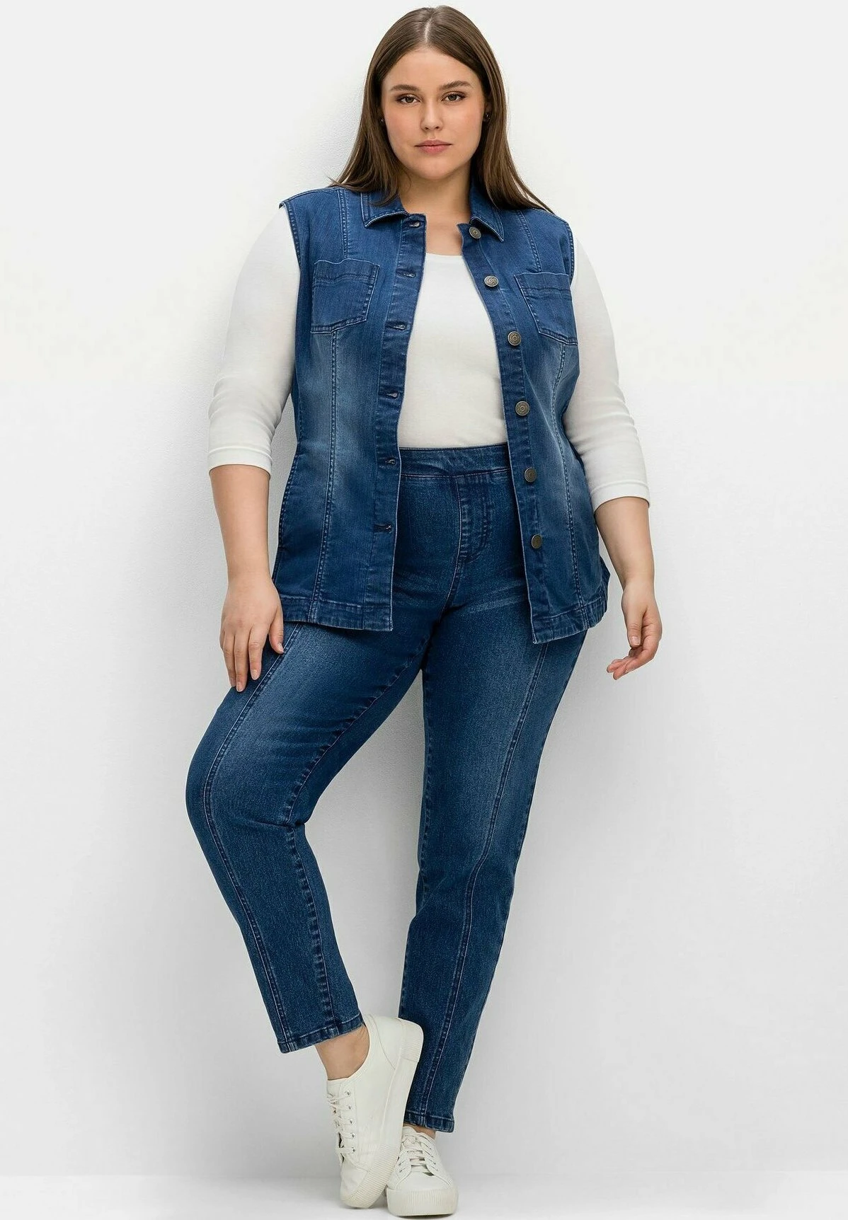 Sheego Chaleco - Blue Denim 2 Sheego Chaleco - Blue Denim - Imagen 2