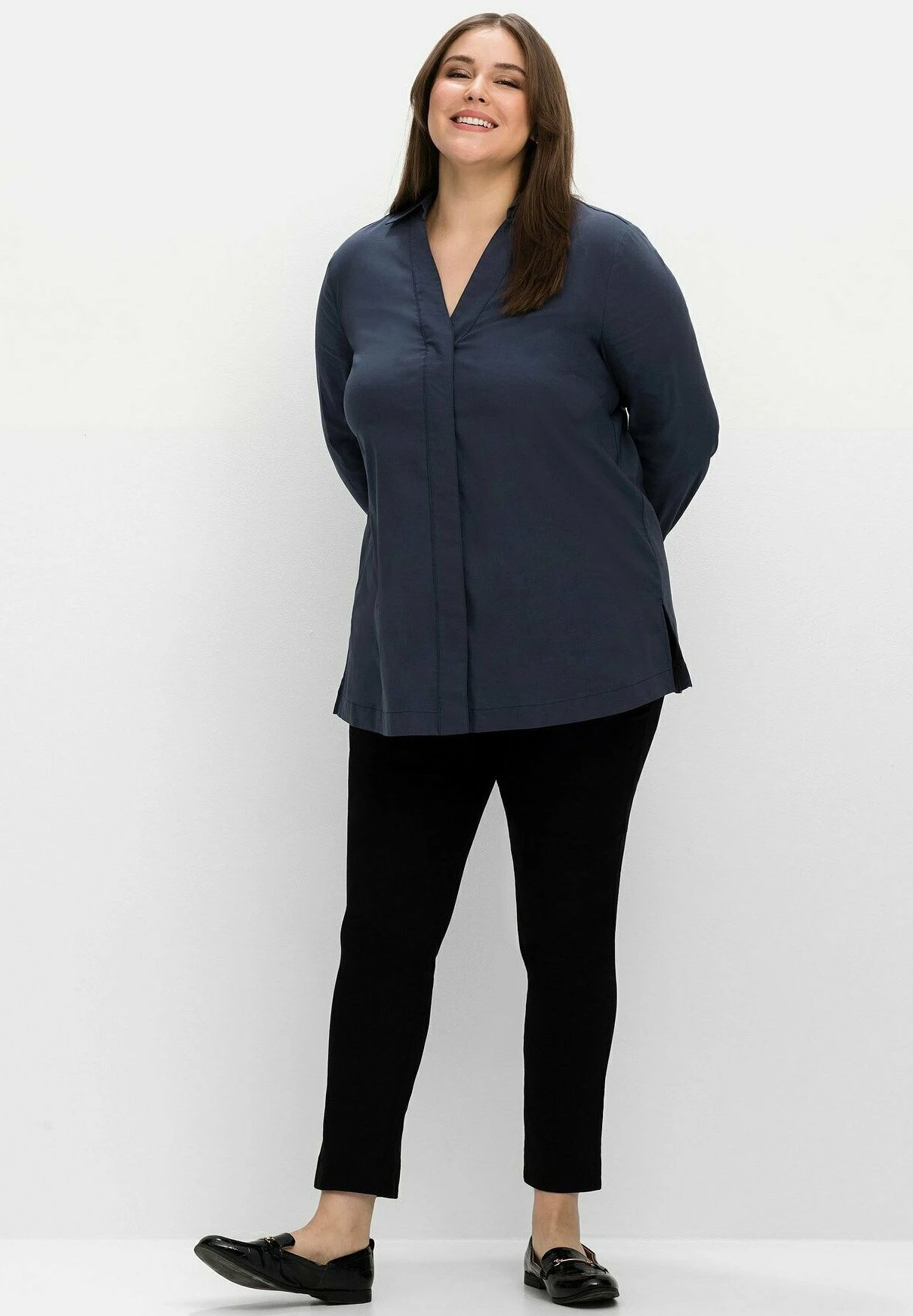 Sheego Camisa - Nachtblau 2 Sheego Camisa - Nachtblau - Imagen 2