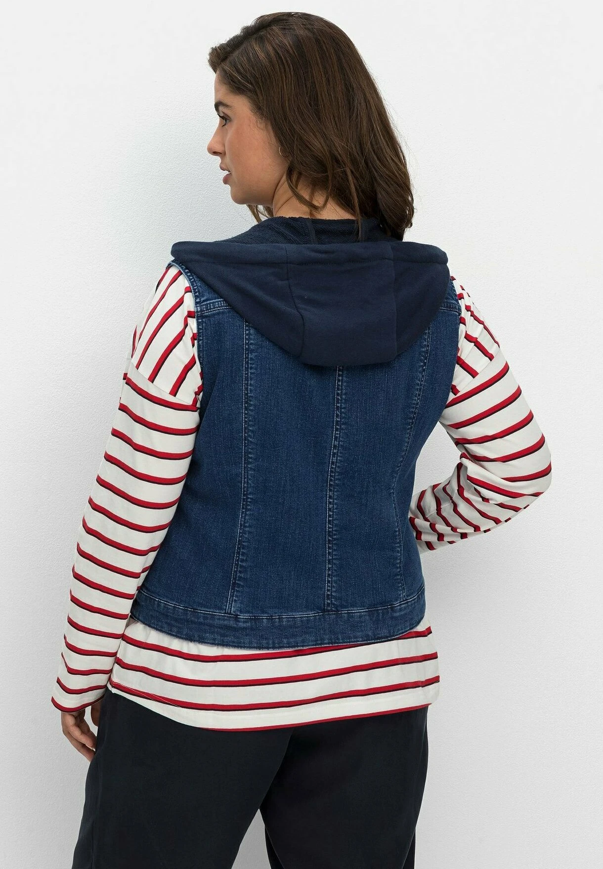 Sheego Chaleco - Blue Denim 3 Sheego Chaleco - Blue Denim - Imagen 3