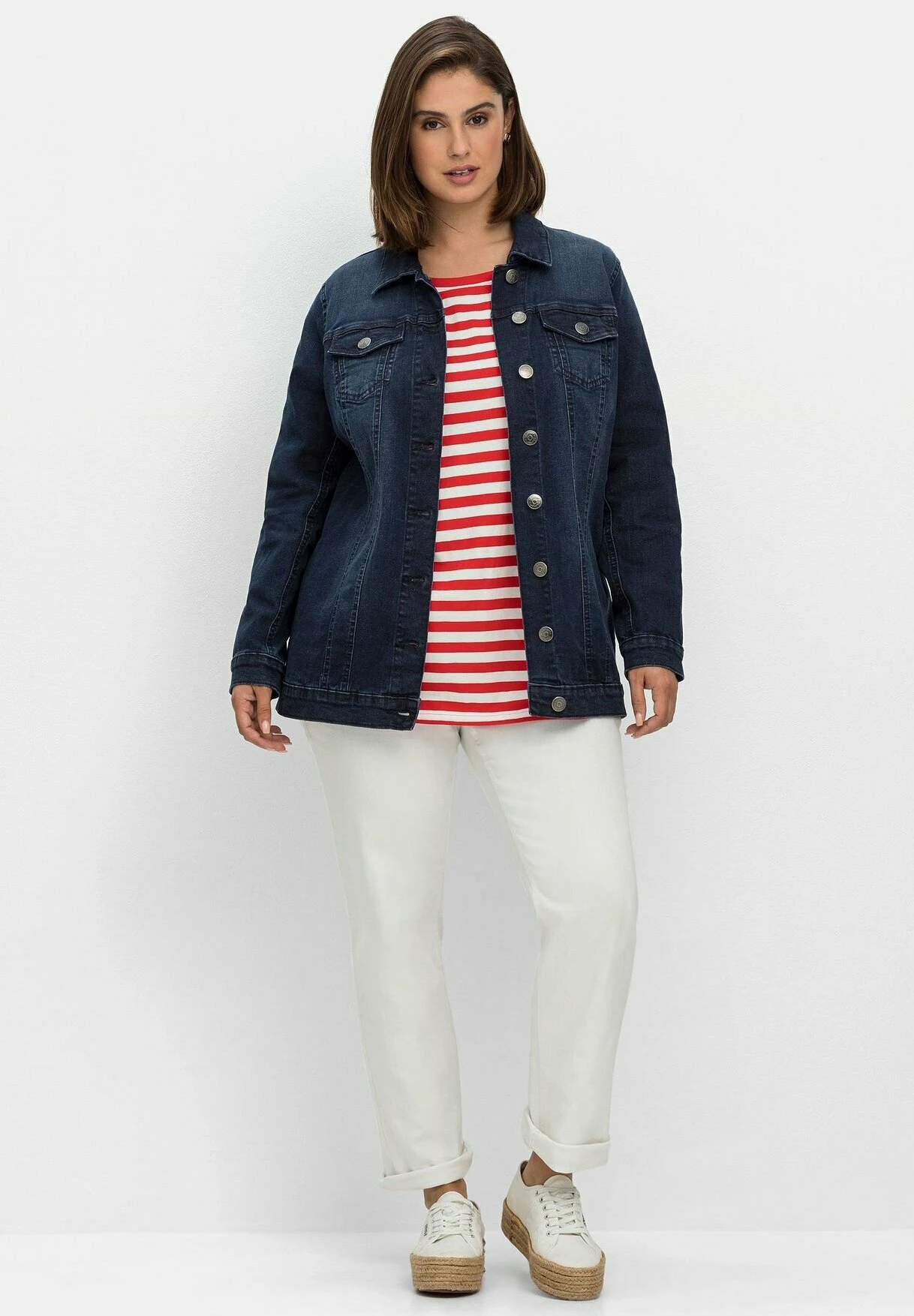 Sheego Chaqueta Vaquera - Dark Blue Denim 2 Sheego Chaqueta Vaquera - Dark Blue Denim - Imagen 2