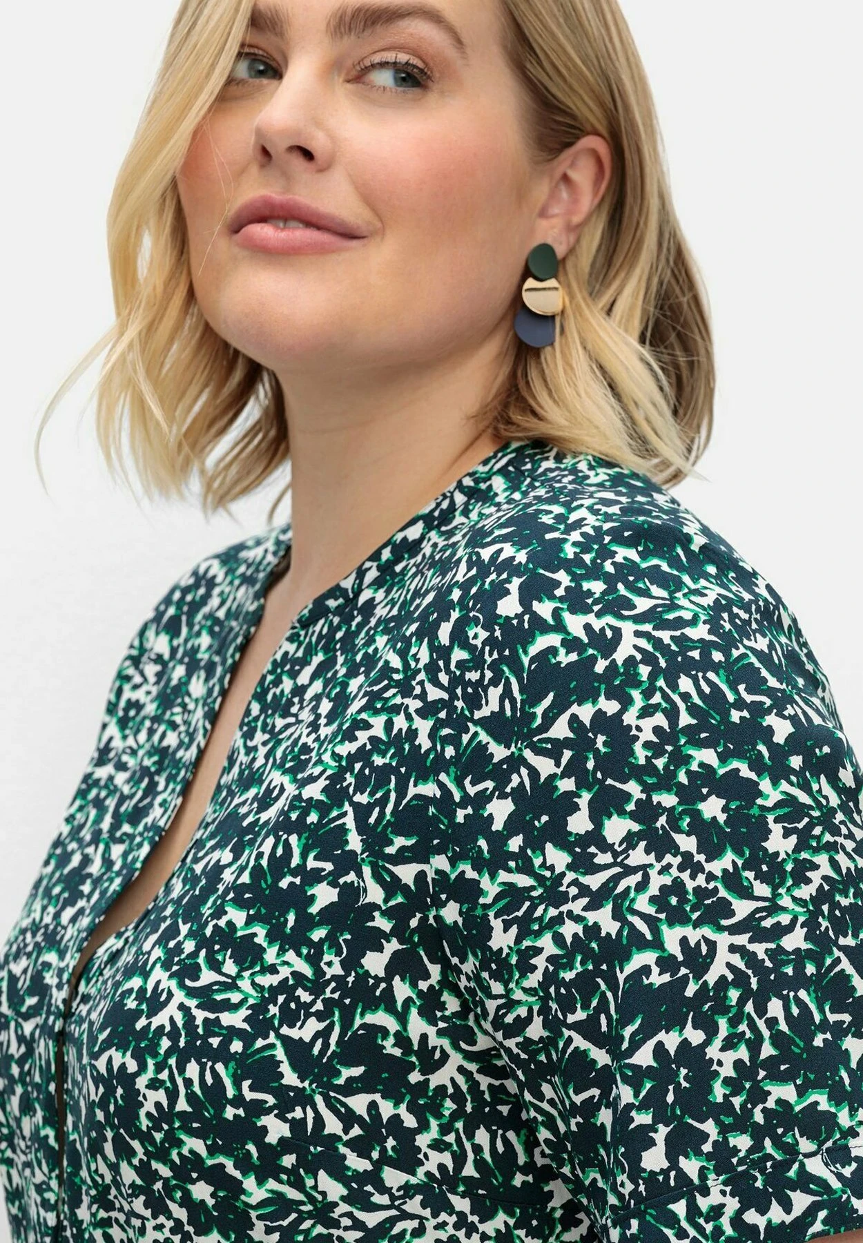 Sheego Vestido Informal - Offwhite Gemustert 3 Sheego Vestido Informal - Offwhite Gemustert - Imagen 3