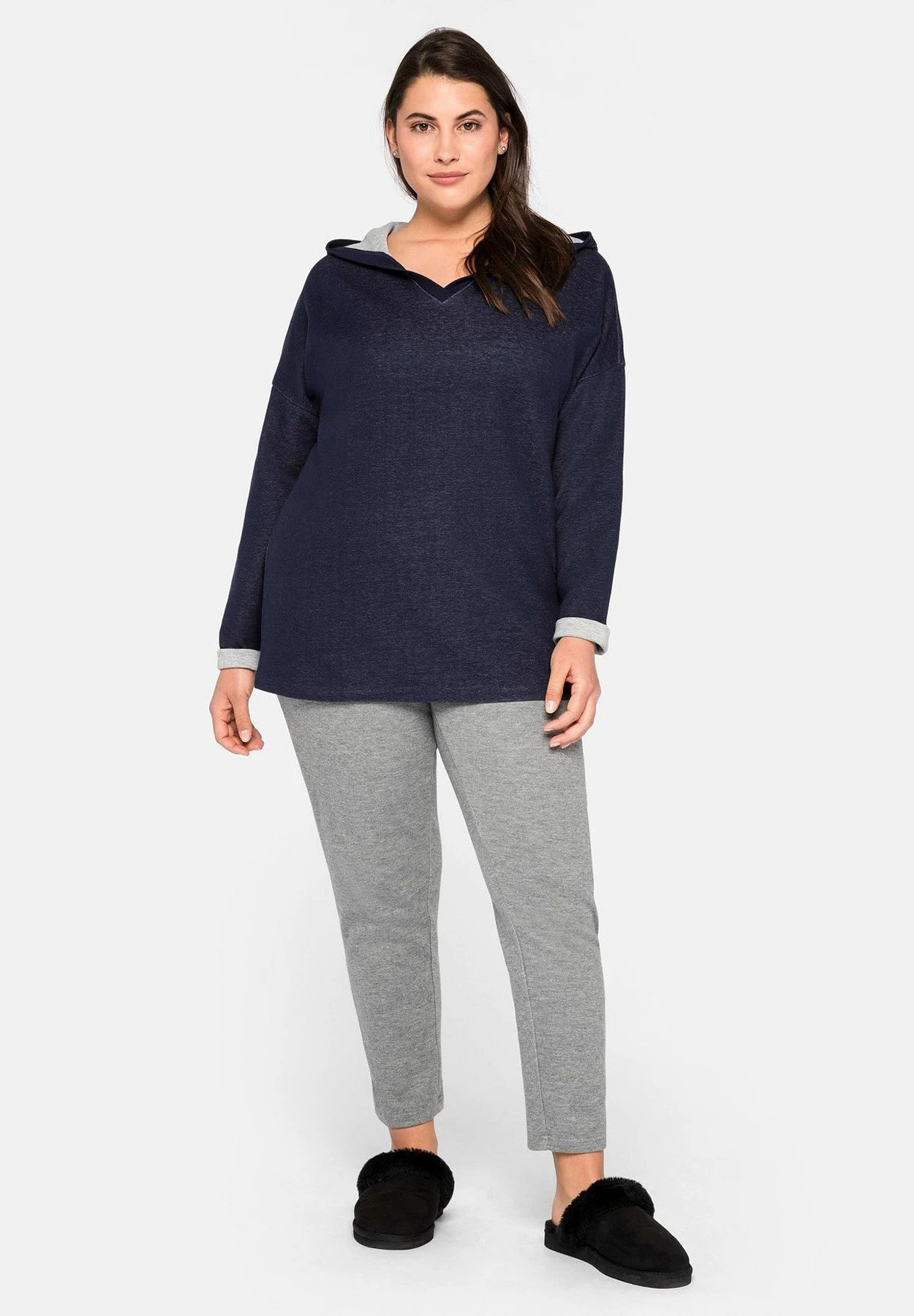 Sheego Jersey Con Capucha - Marine 2 Sheego Jersey Con Capucha - Marine - Imagen 2