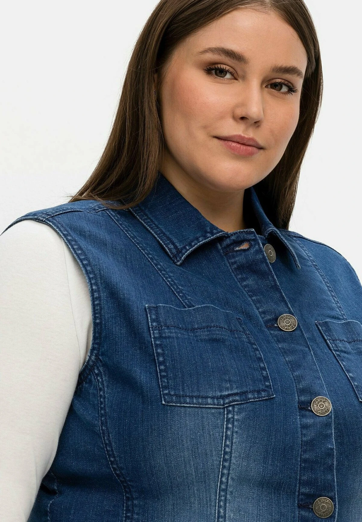 Sheego Chaleco - Blue Denim 4 Sheego Chaleco - Blue Denim - Imagen 4